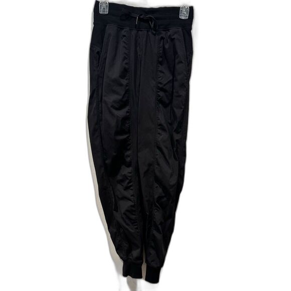 Lululemon Dance Studio Mid-Rise Jogger Black Women sz 2 Athleisure Relax Street - Picture 2 of 9